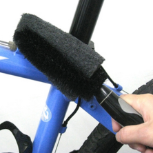 SUPER B CLEANING BRUSH 2