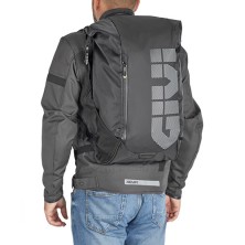 GIVI EASY-T MOCHILA CON CIERRE ROLL EA148B