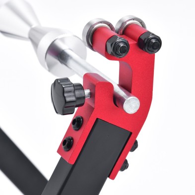 DRC WHEEL BALANCING MACHINE D36-52-130