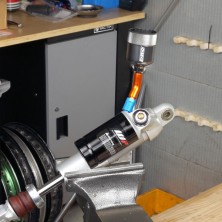 DRC REAR SUSPENSION BLEED CUP WP D59-37-157 2