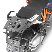 GIVI ADAPTADOR POSTERIOR SRA7713